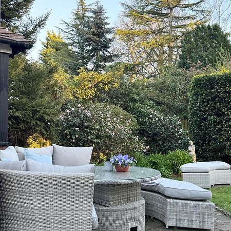 Thornton House Private Country House Thornton Hough Entire House Sleeps 6 Wirral Esterno foto