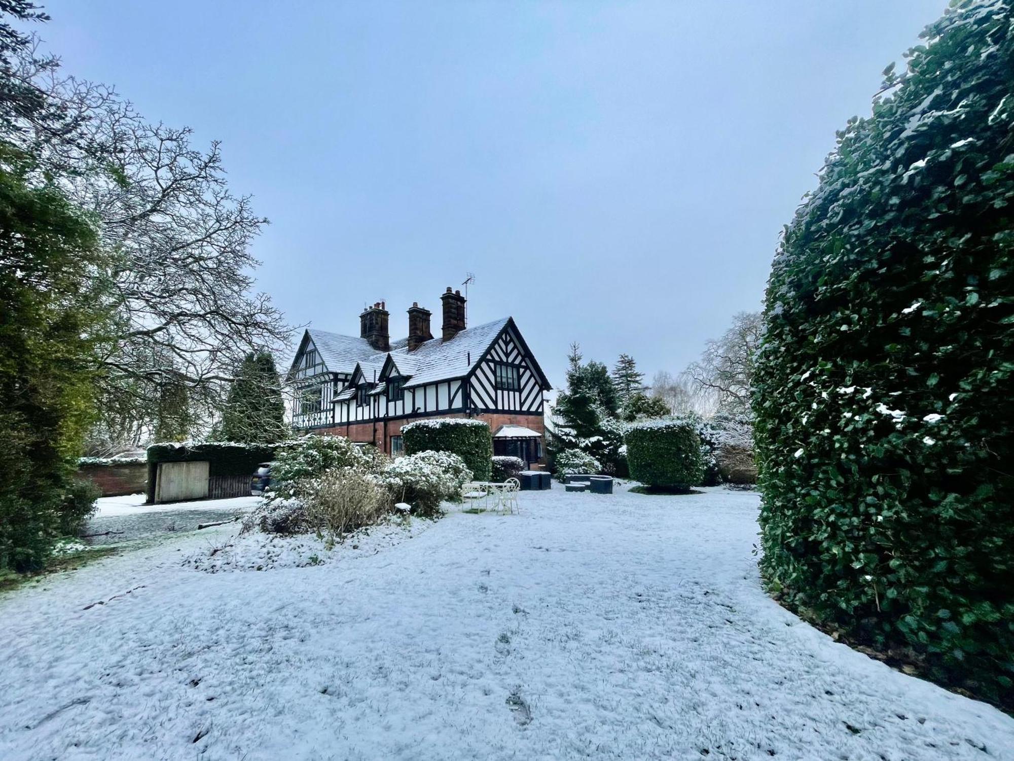 Thornton House Private Country House Thornton Hough Entire House Sleeps 6 Wirral Esterno foto