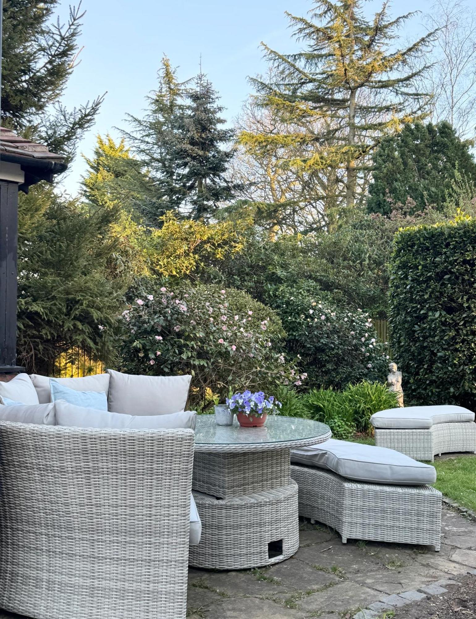 Thornton House Private Country House Thornton Hough Entire House Sleeps 6 Wirral Esterno foto