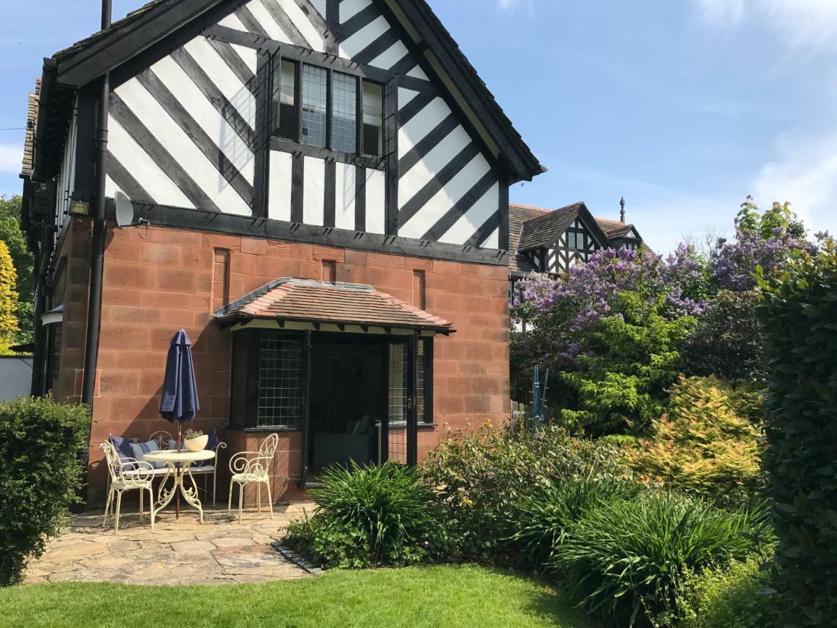 Thornton House Private Country House Thornton Hough Entire House Sleeps 6 Wirral Esterno foto